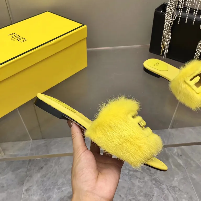 Fendi Shoe 